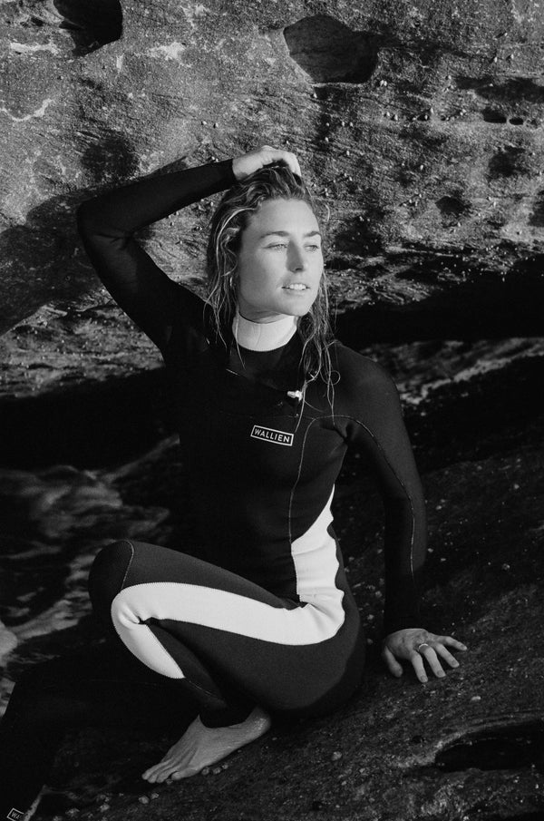 Nikki van Dijk Wetsuit (3/2) - Retro Monochrome - WALLIEN