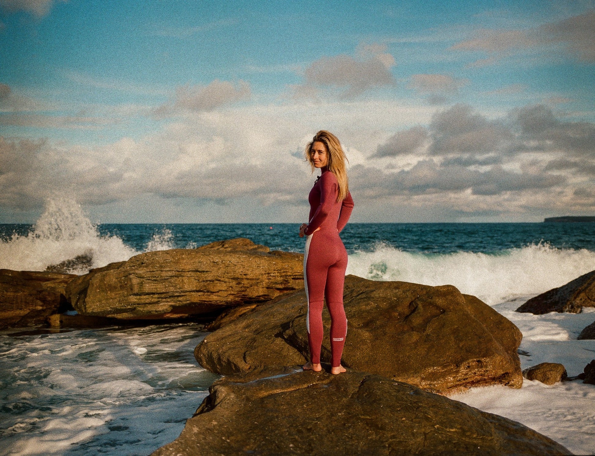 Nikki van Dijk Wetsuit (4/3) - Eternal Ruby - WALLIEN